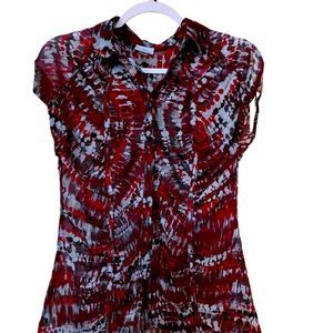 Worthington Small red black an gray button down cap sleeve shirt